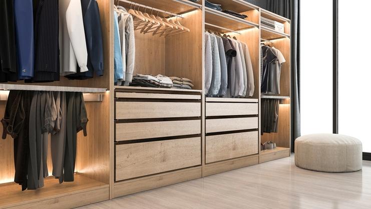 Kleiderschrank mit dem Möbelplaner designen Kleiderschrank mit viel Stauraum